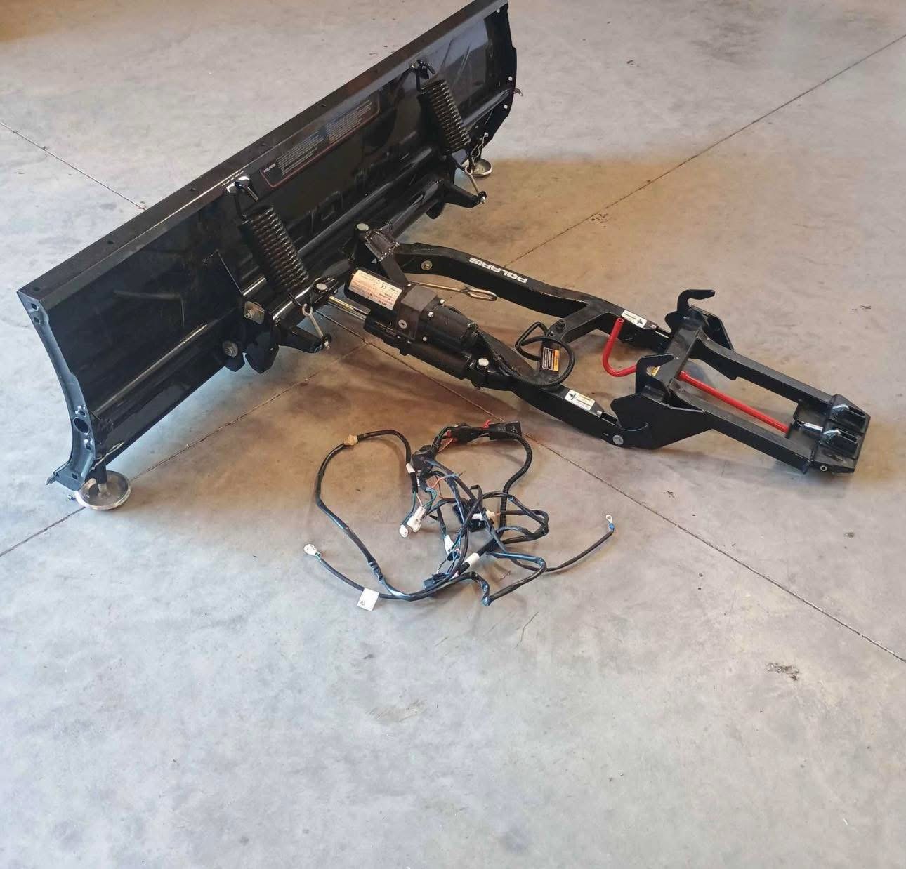 Polaris Sportsman Pro Series Snow Plow - Image 2